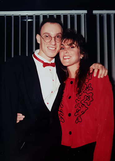 Guillermo Ricken junto a Laura Branigan en 1988