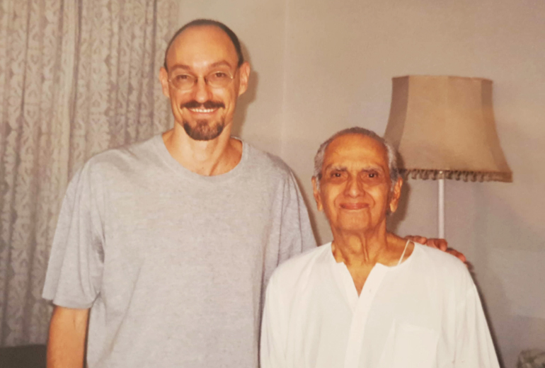 Guillermo Ricken y Ramesh Balsekar en el 2003